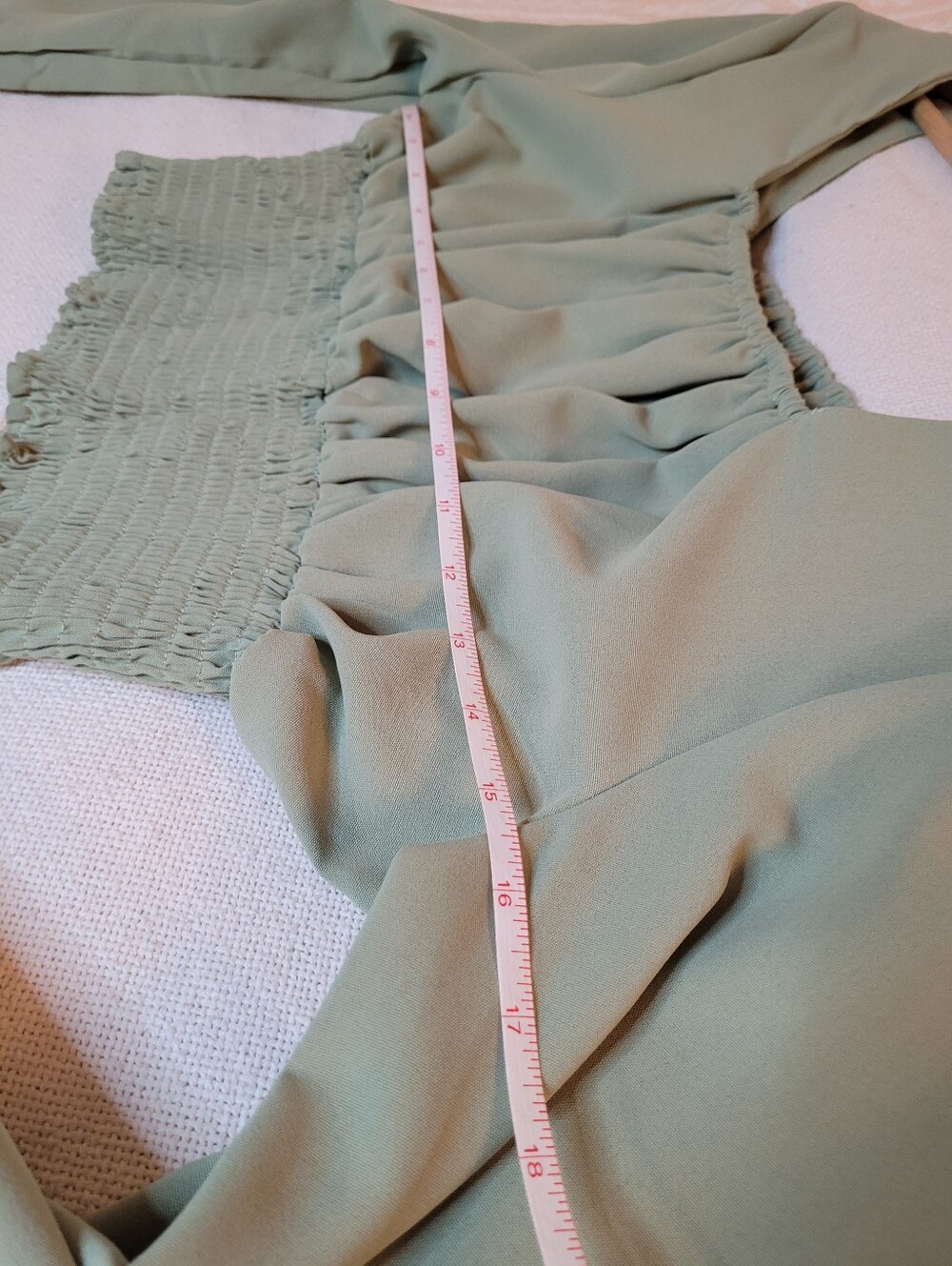 ROMWE Sage Green Smocked Square-Neck Crop Top - Picture 4 of 6